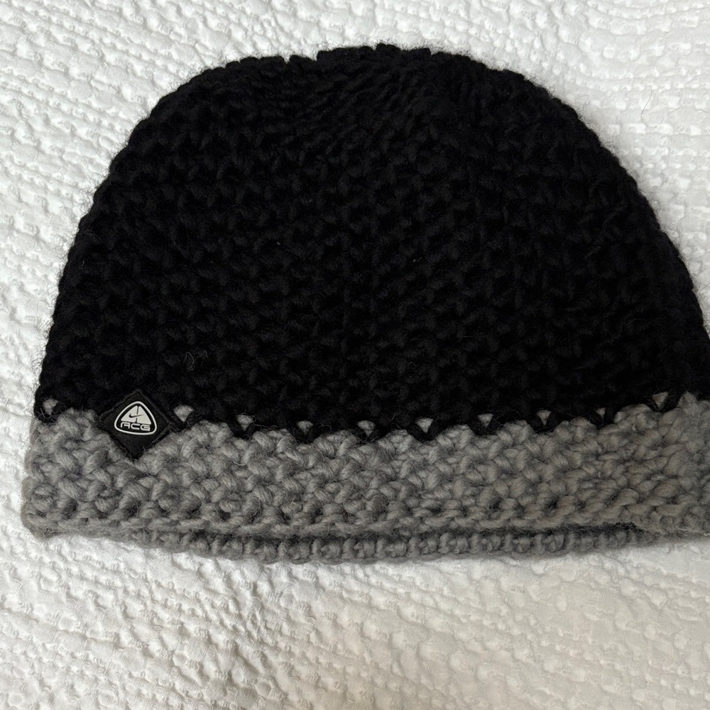 Vintage - ACG Nike Merino Wool Women’s Beanie